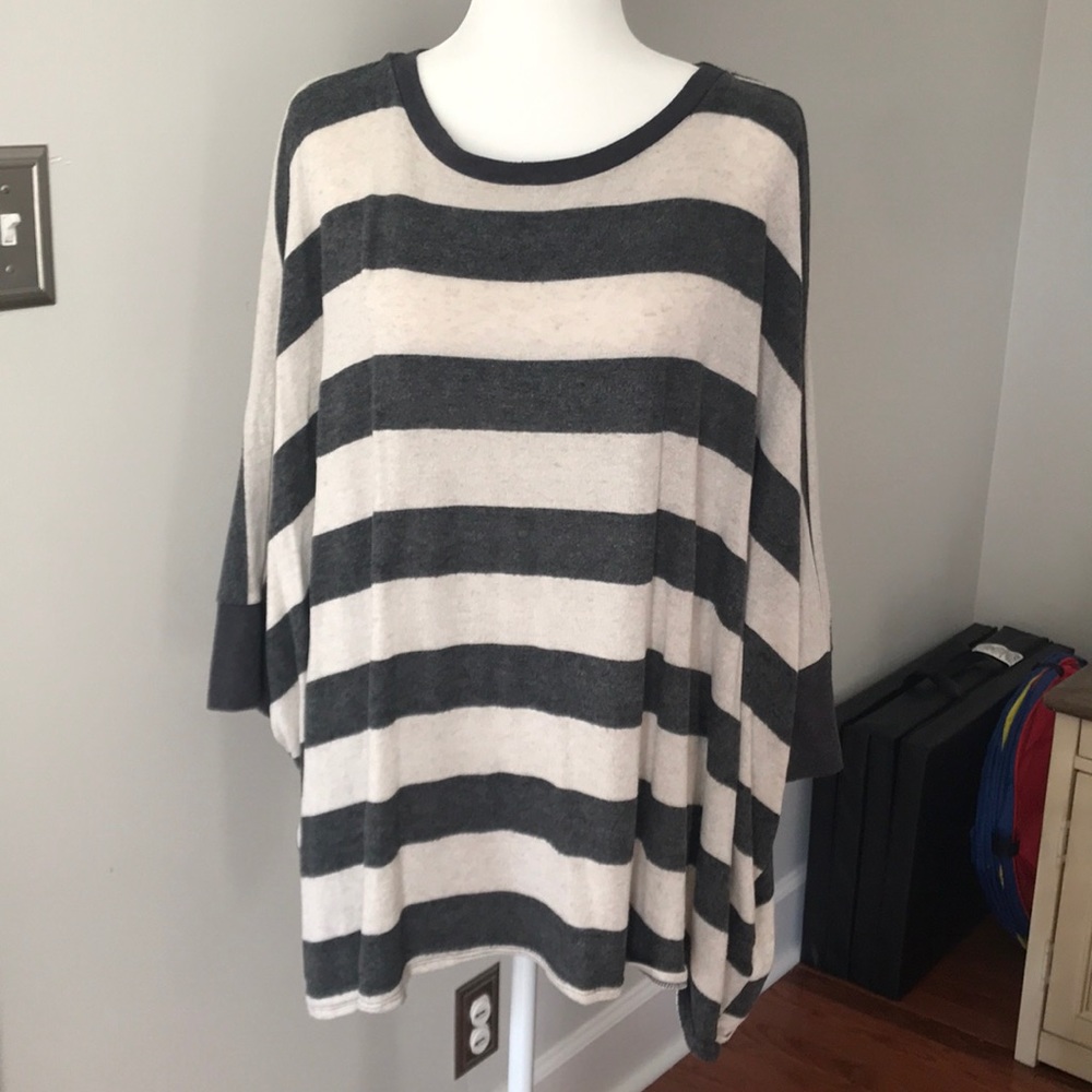 Striped 3/4 length tunic sweater